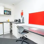 Modern & Cosy Central Coventry Budget Studio