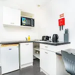 Modern & Cosy Central Coventry Budget Studio
