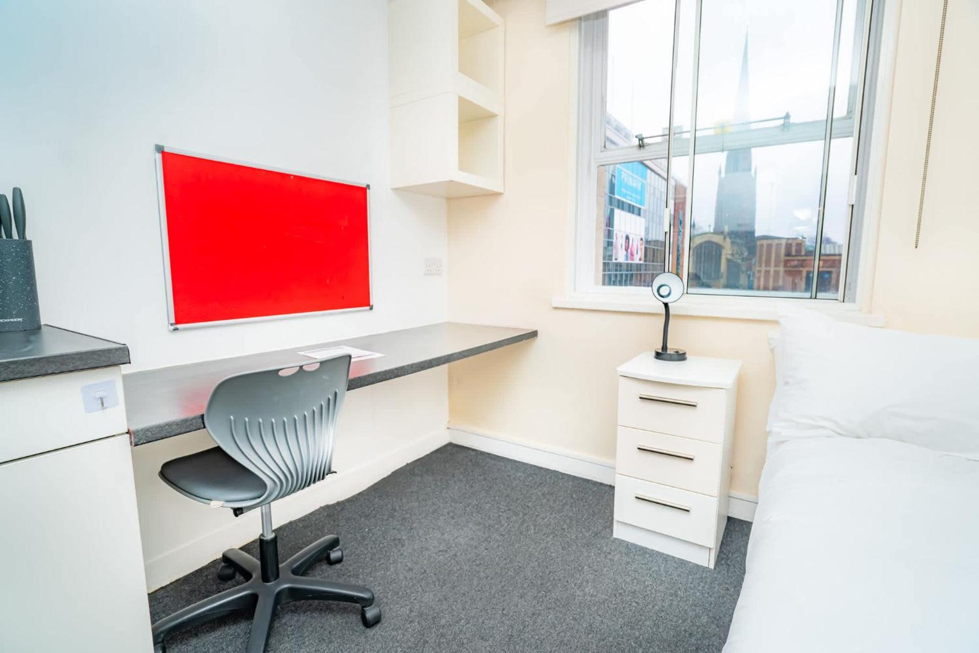 Modern & Cosy Budget Apartment